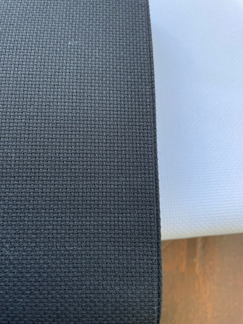 Aida - 16 Count - Black