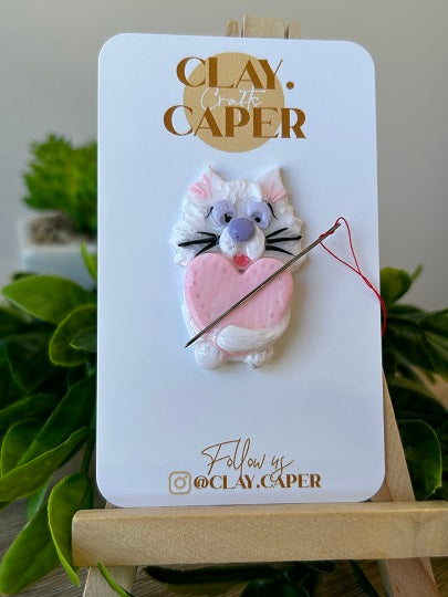 Rabbit, Alice in Wonderland, with Heart - Needle Minder