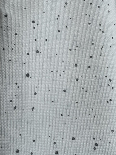 Aida - 14 Count - Splash White / Grey Dots