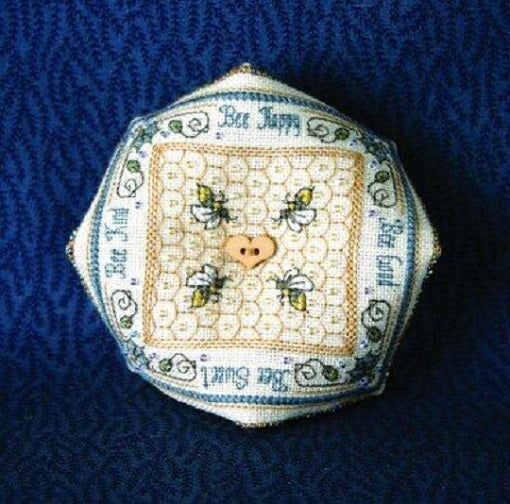 Crystal Honey - Biscornu, Pattern