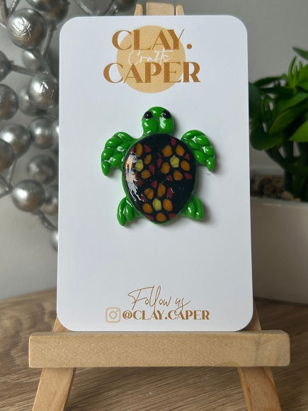 Green/Brown Turtle - Needle Minder