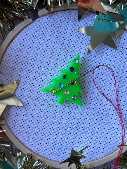 Christmas Tree, Green - Needle Nannie