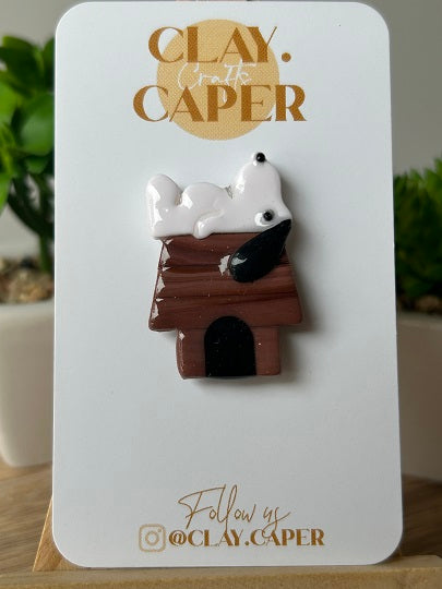 Snoopy on Dog House - Needle Minder