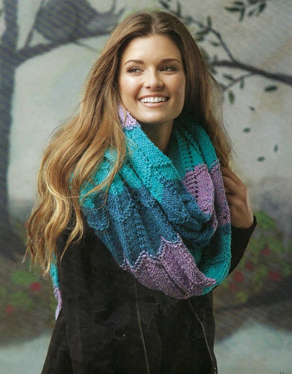 Super Scarves to Knit - Pattern Book